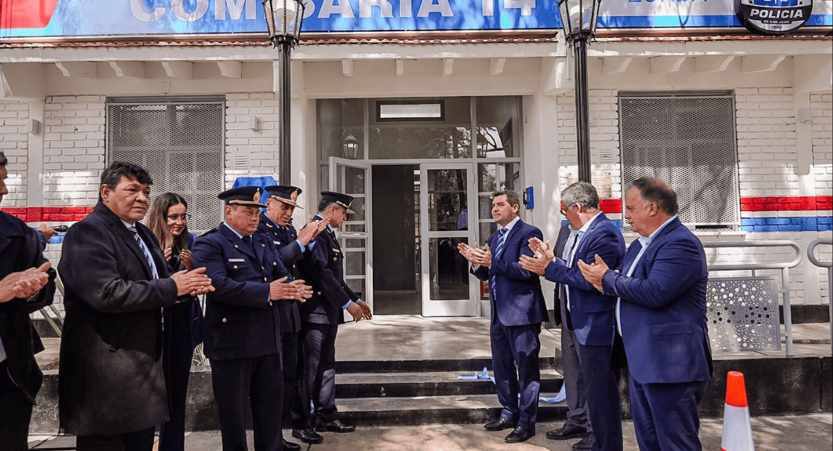 Orrego inauguró la refuncionalización de la Comisaría 14° en el departamento Zonda Orrego inauguró la refuncionalización de la Comisaría 14° en el departamento Zonda