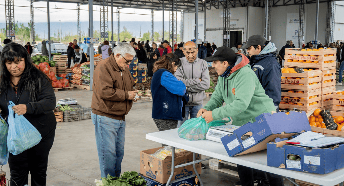 El Mercado Frutihortícola de Pocito celebra el Día de la Madre con una gran feria y shows en vivo El Mercado Frutihortícola de Pocito celebra el Día de la Madre con una gran feria y shows en vivo