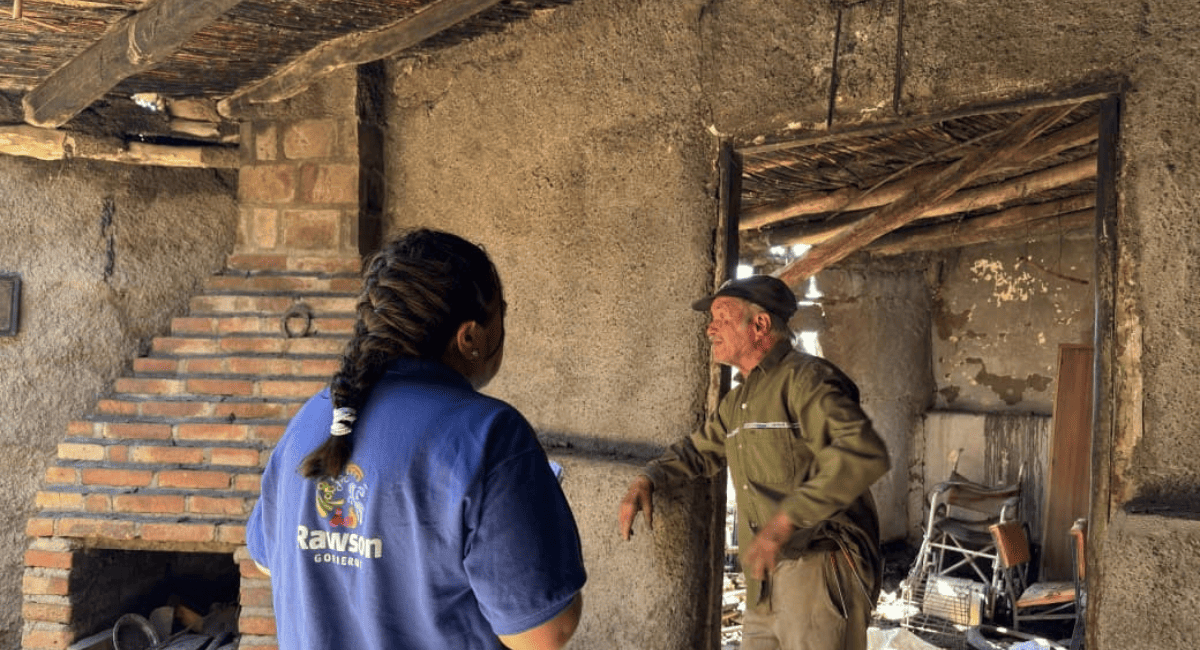 Rawson asiste a las familias afectadas por los incendios en Médano de Oro y El Medanito.