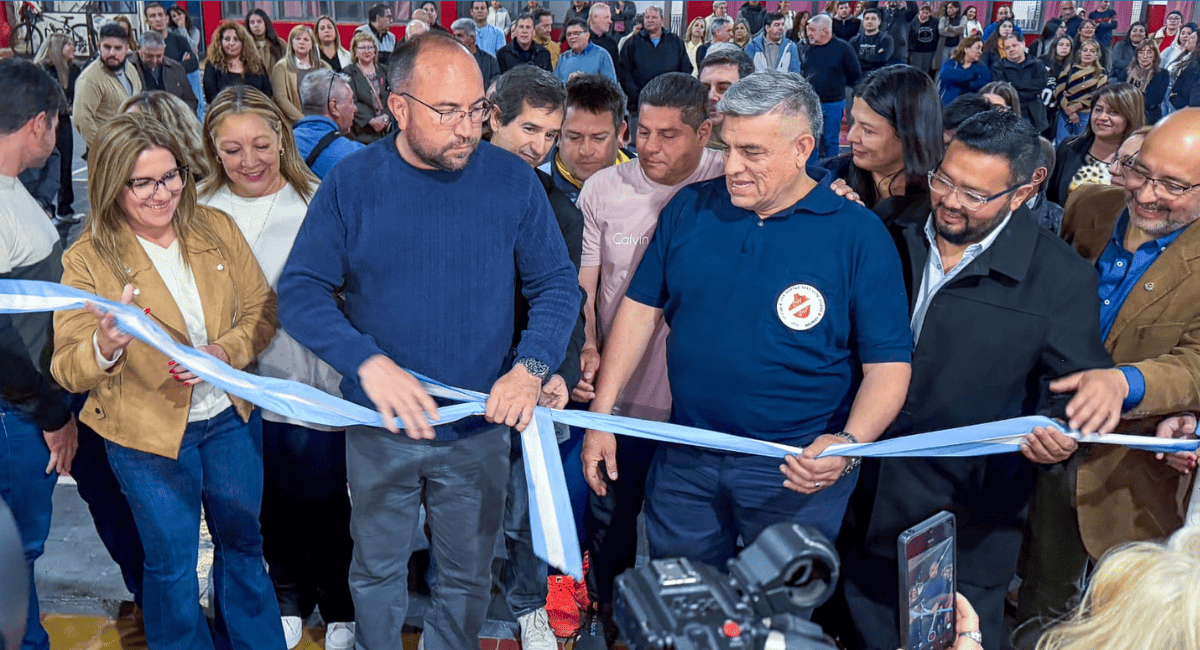 Sergio Miodowsky inauguró la nueva cancha de bochas del Club Sanjuanino Junior