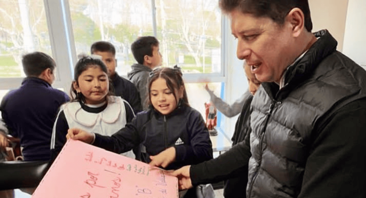 Continúa el programa “Conocer y Aprender en la Muni” con visitas de escuelas en Santa Lucía Continúa el programa “Conocer y Aprender en la Muni” con visitas de escuelas en Santa Lucía