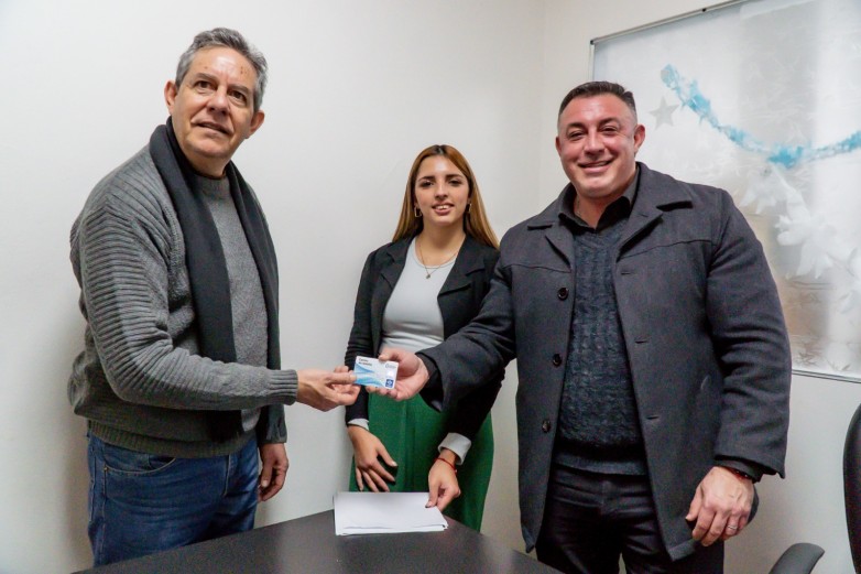 Desarrollo Humano hizo entrega de  los vouchers para los Centros de Familia