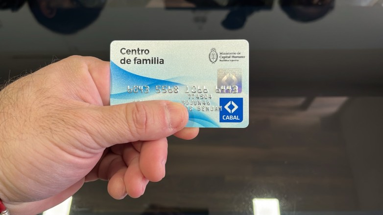 la Dirección de Juventudes del Ministerio de Familia y Desarrollo Humano entregara vouchers para los Centros de Familia y harán inscripciones