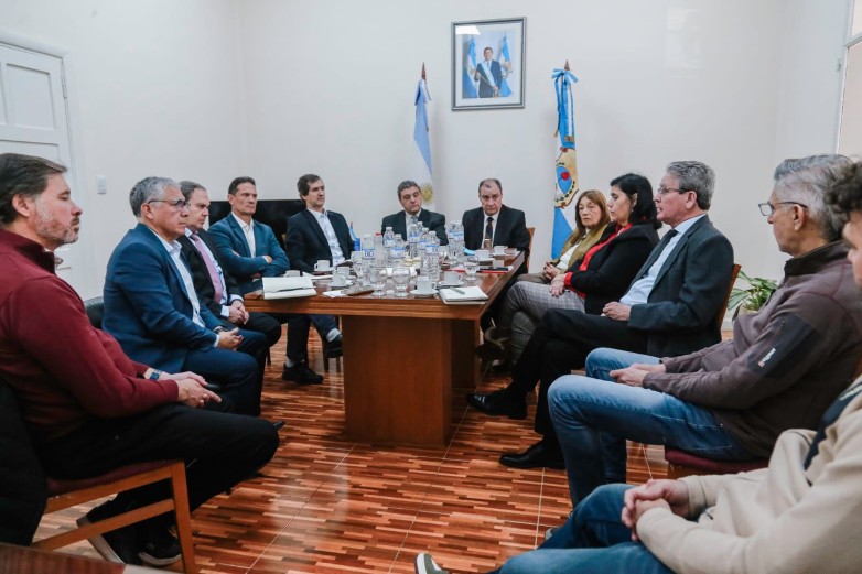 La Asesoría Letrada de Gobierno convocó a representantes de distintas áreas gubernamentales de la Provincia de San Juan que tendrán injerencia en la aplicación de la nueva ley penal juvenil