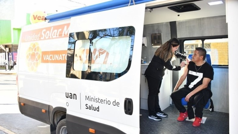 Salud presenta el cronograma del Vacunatorio Móvil en la provincia
