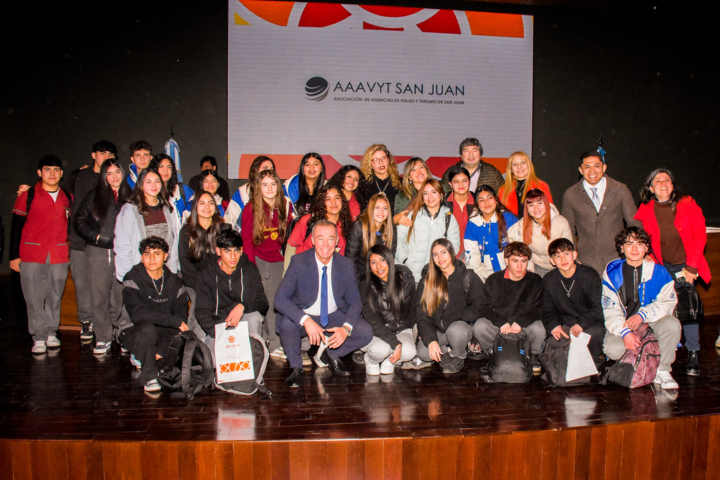 El Gobierno de San Juan lanzó la segunda edición del Programa Semillero Turístico,bajo el lema «De la escuela al mundo laboral, donde   1.200 alumnos formarán parte del mismo