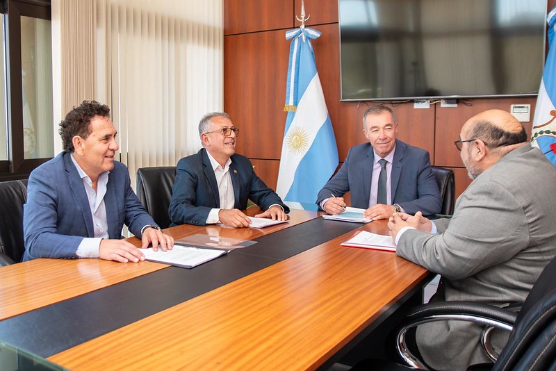El vicegobernador de San Juan, Fabián Martín, recibió a autoridades de la Escuela de Ciencias de la Salud de la Universidad Nacional de San Juan (UNSJ)