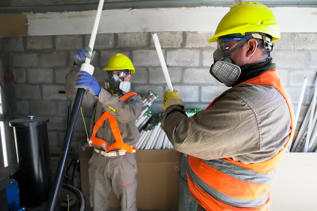 San Juan incorporó el primer equipo para tratar tubos y lámparas fluorescentes