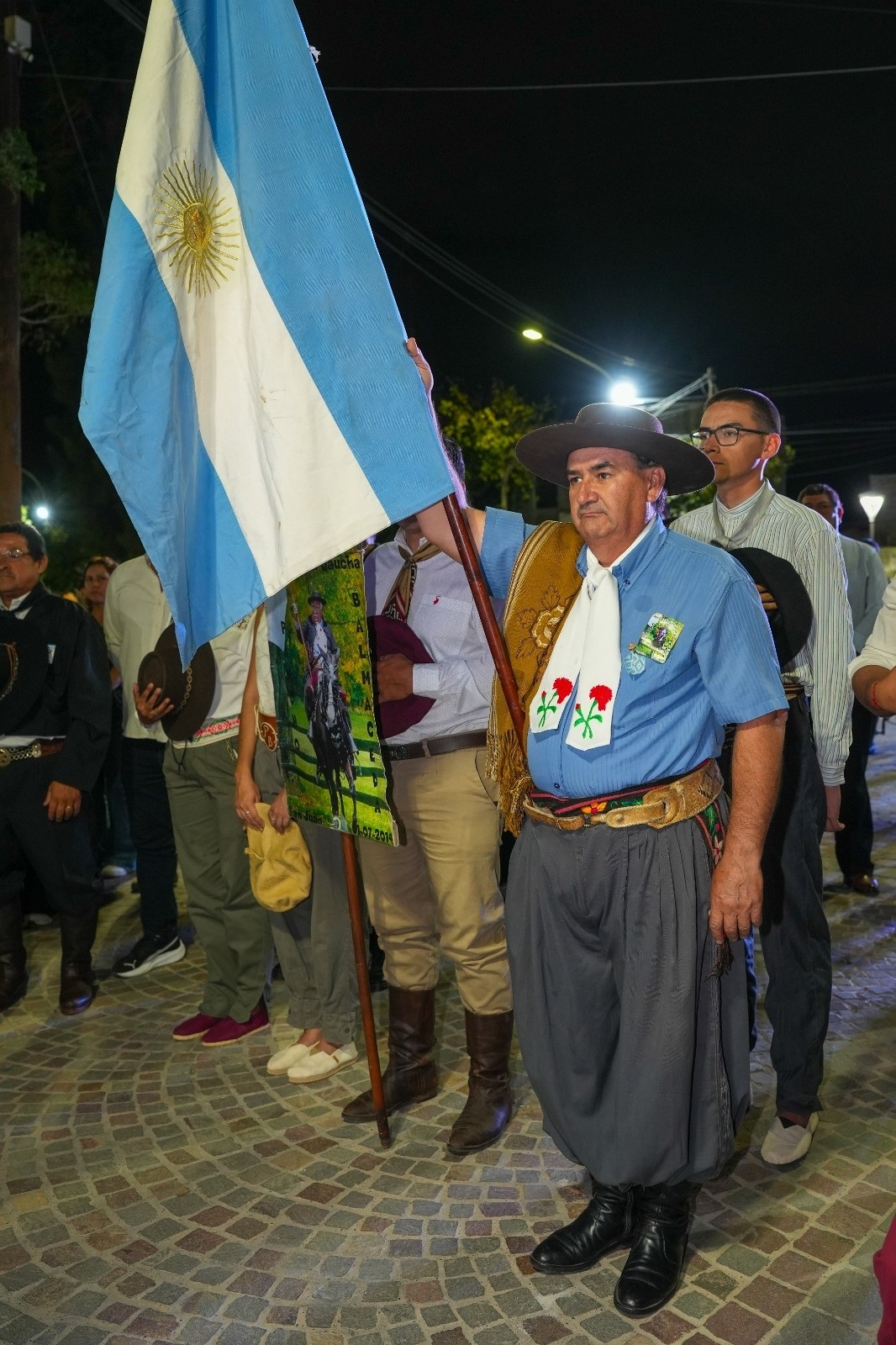 En Chimbas celebran el día de la Patria en una jornada patriótica.