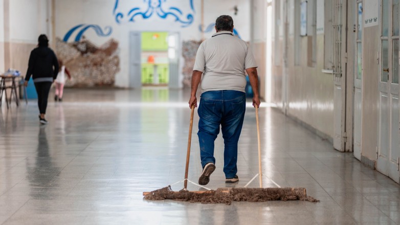 Educación convoca a contratados de departamentos alejados a firmar adenda
