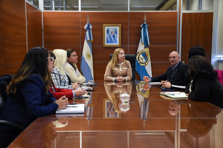 Avanzan las estrategias conjuntas para prevenir la trata de personas y asistir a las víctimas