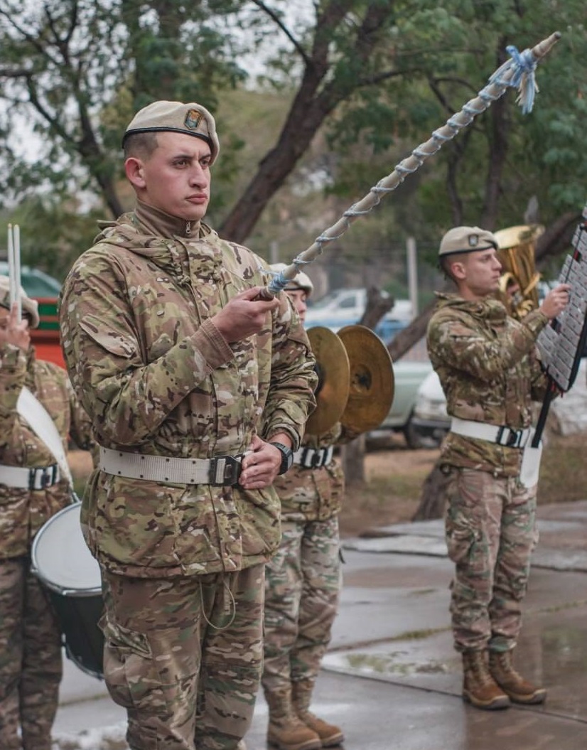 La Municipalidad de 25 de Mayo invita a toda la comunidad a disfrutar de una jornada llena de tradición, música y encuentro popular en el marco de los festejos patrios