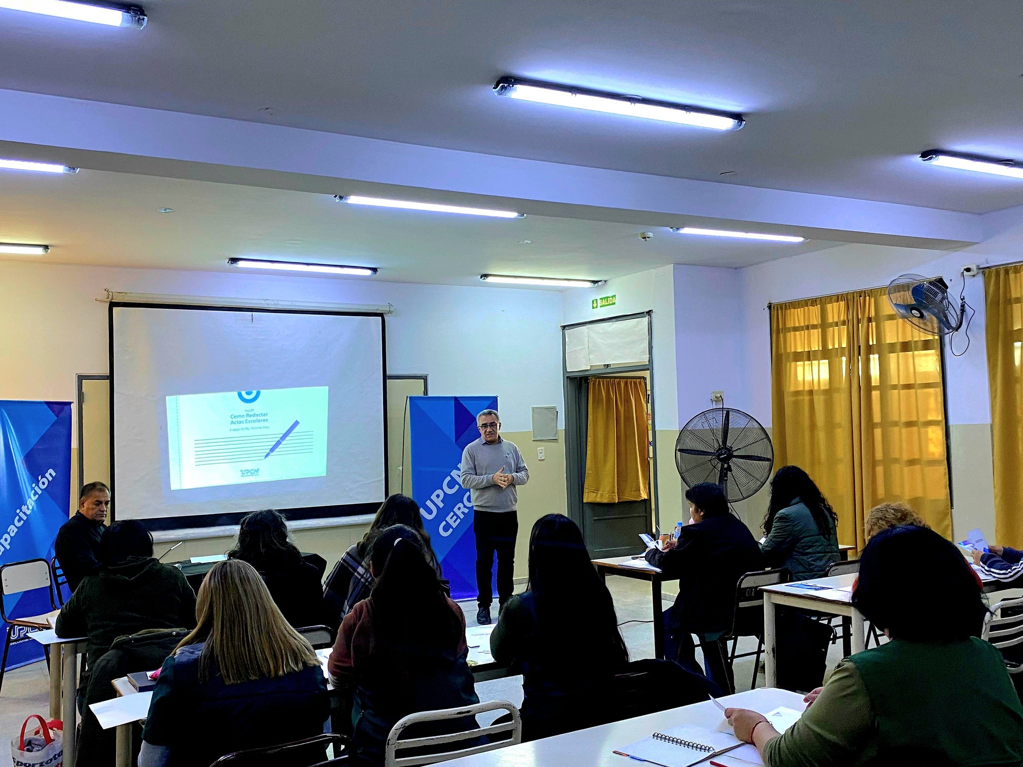 El municipio de 25 de Mayo dio inicio a  los talleres de “Redacción de Actas” y “La IA en el Aula”