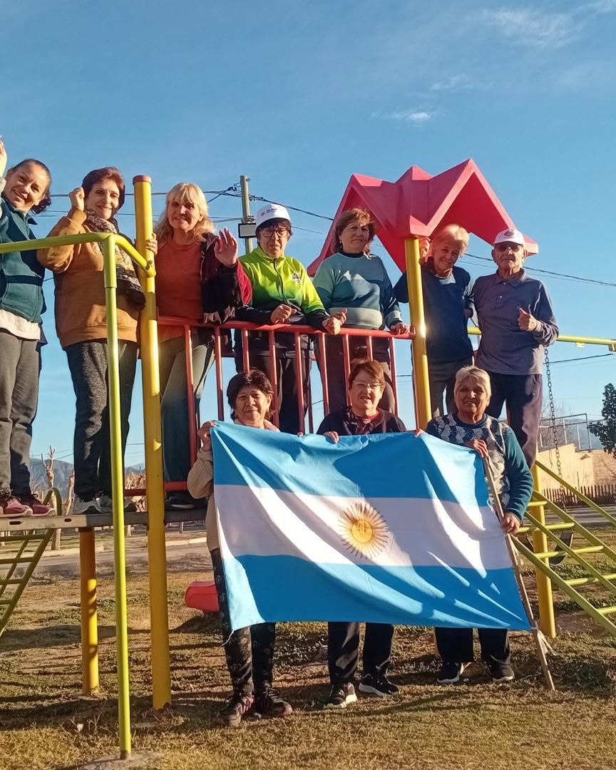 El municipio de Ullum continua con el concurso “Mi Bandera, Mi Pueblo” donde pueden participar toda la comunidad y ganarse importantes premios.
