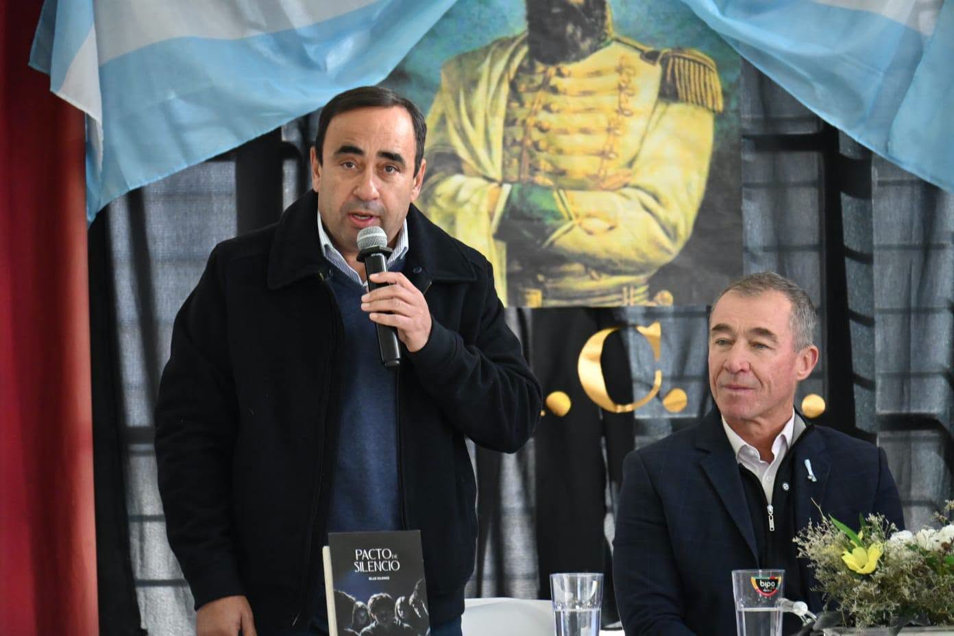 Acompañado por el intendente Jorge Espejo,el vicegobernador de  San Juan, Dr. Fabián Martín, visitó el departamento Iglesia en el marco de una jornada vinculada a la formación docente y la promoción de iniciativas culturales abiertas a toda la comunidad.
