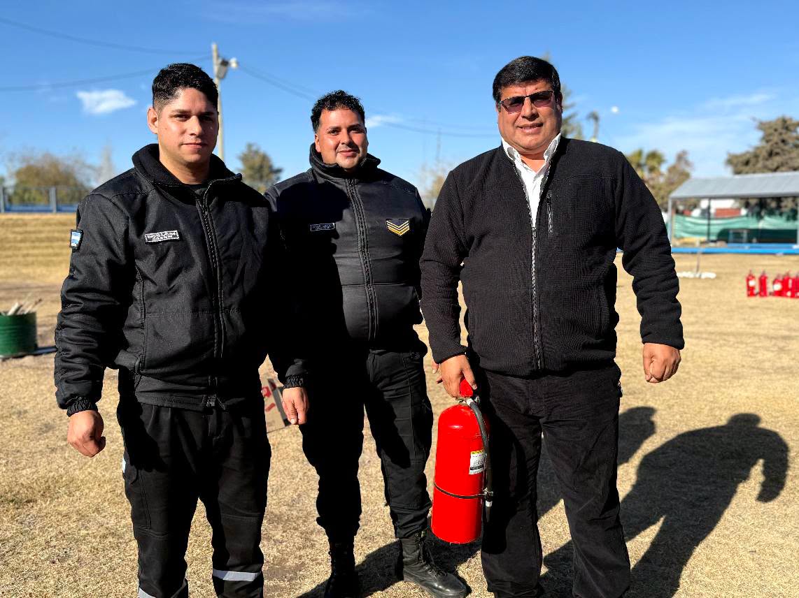 En el marco del Plan Municipal de Seguridad e Higiene y del programa permanente de formación del personal de la Municipalidad de 9 de Julio, se llevó adelante una capacitación sobre prevención y combate de principios de incendios