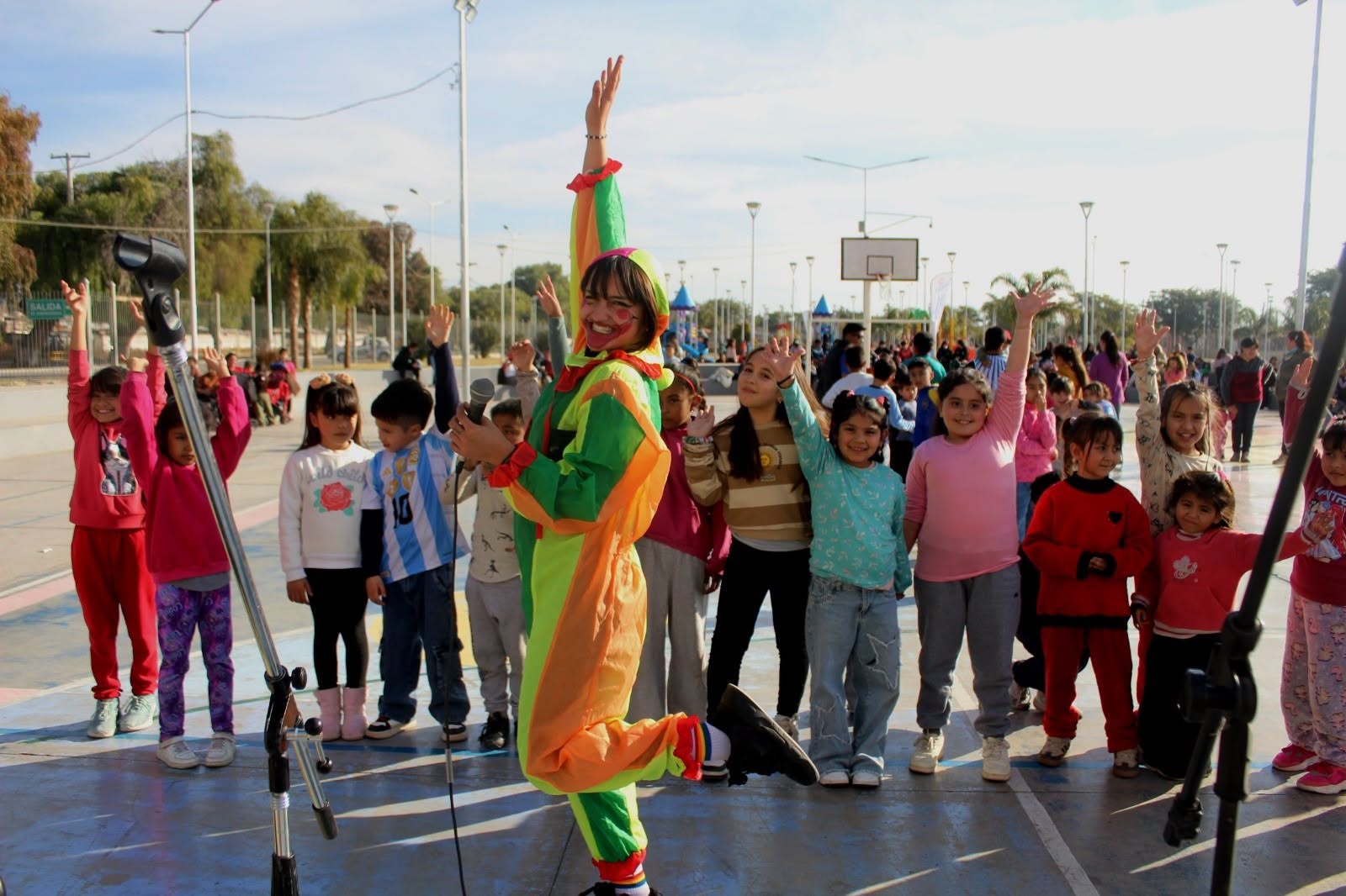 Grandes y chicos disfrutan de las vacaciones de invierno en el Parque de Chimbas y este jueves siguen las actividades en la Delegación Este