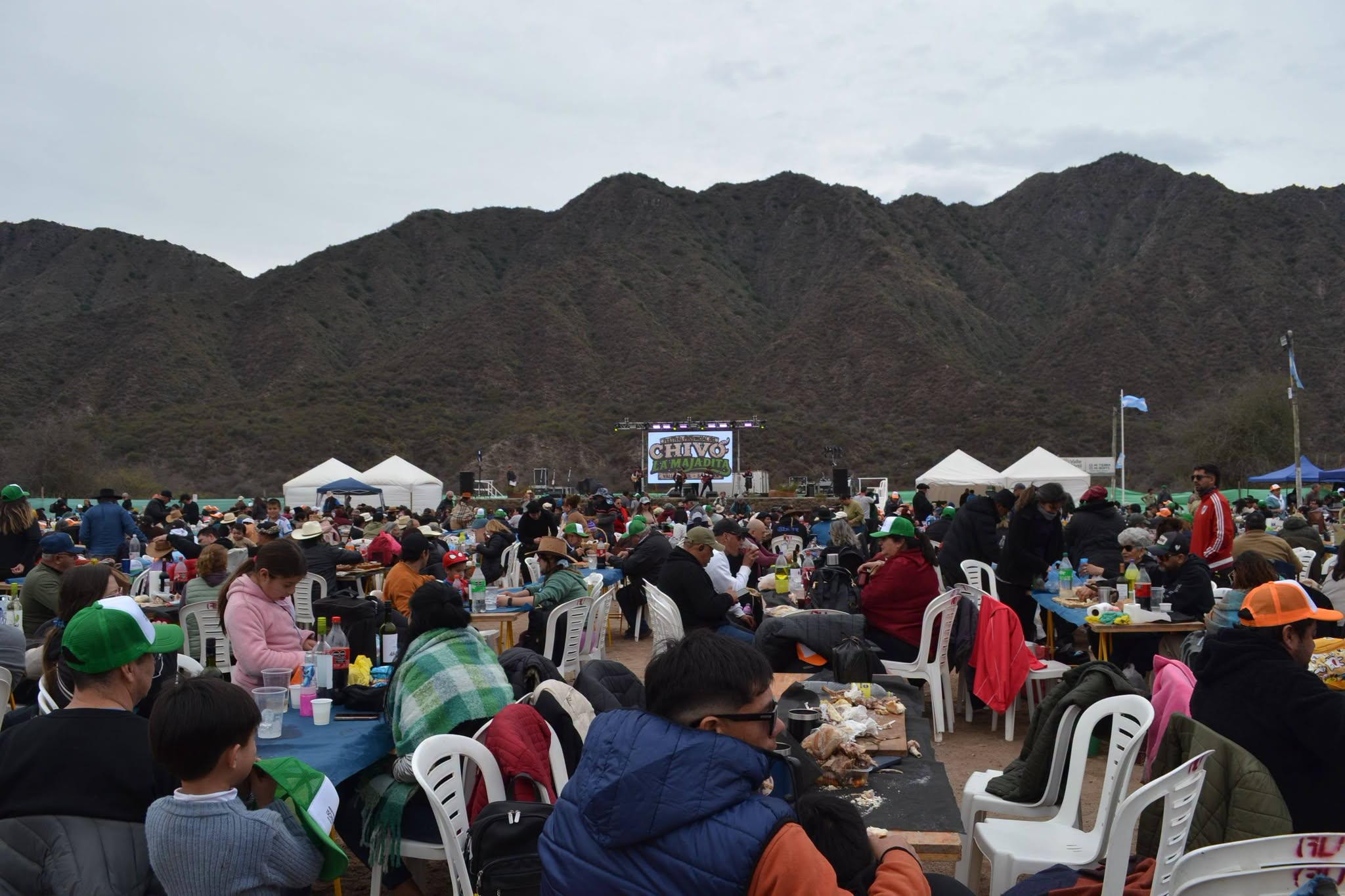 En un entorno natural único entre cerros, La Majadita se vistió de fiesta para celebrar la 21° Edición de la Fiesta Provincial del Chivo
