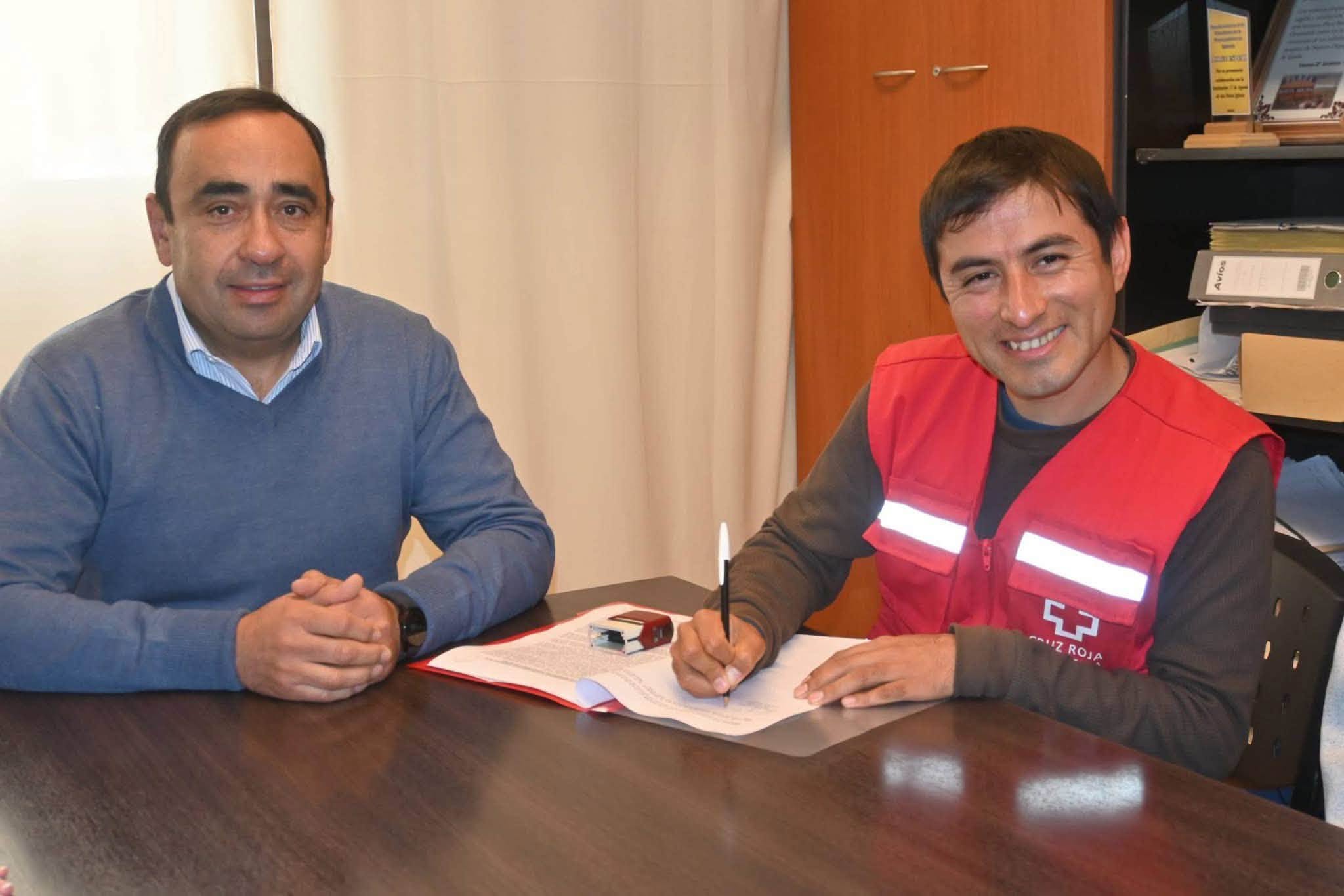 En el marco de los 120 años de la Cruz Roja Argentina,el intendente Jorge Espejo firmo  un Convenio Marco de Colaboración junto al presidente de la Filial San Juan, Juan José Castro Poblete