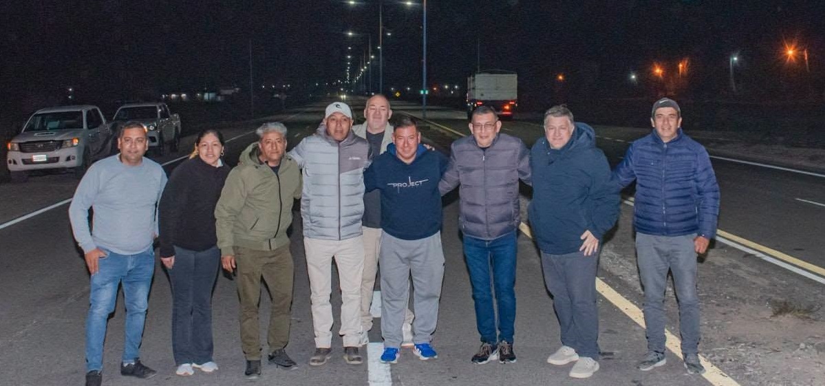 La gestión del intendente Rodolfo Jalife suma 160 nuevas luminarias led para la localidad del Encon.