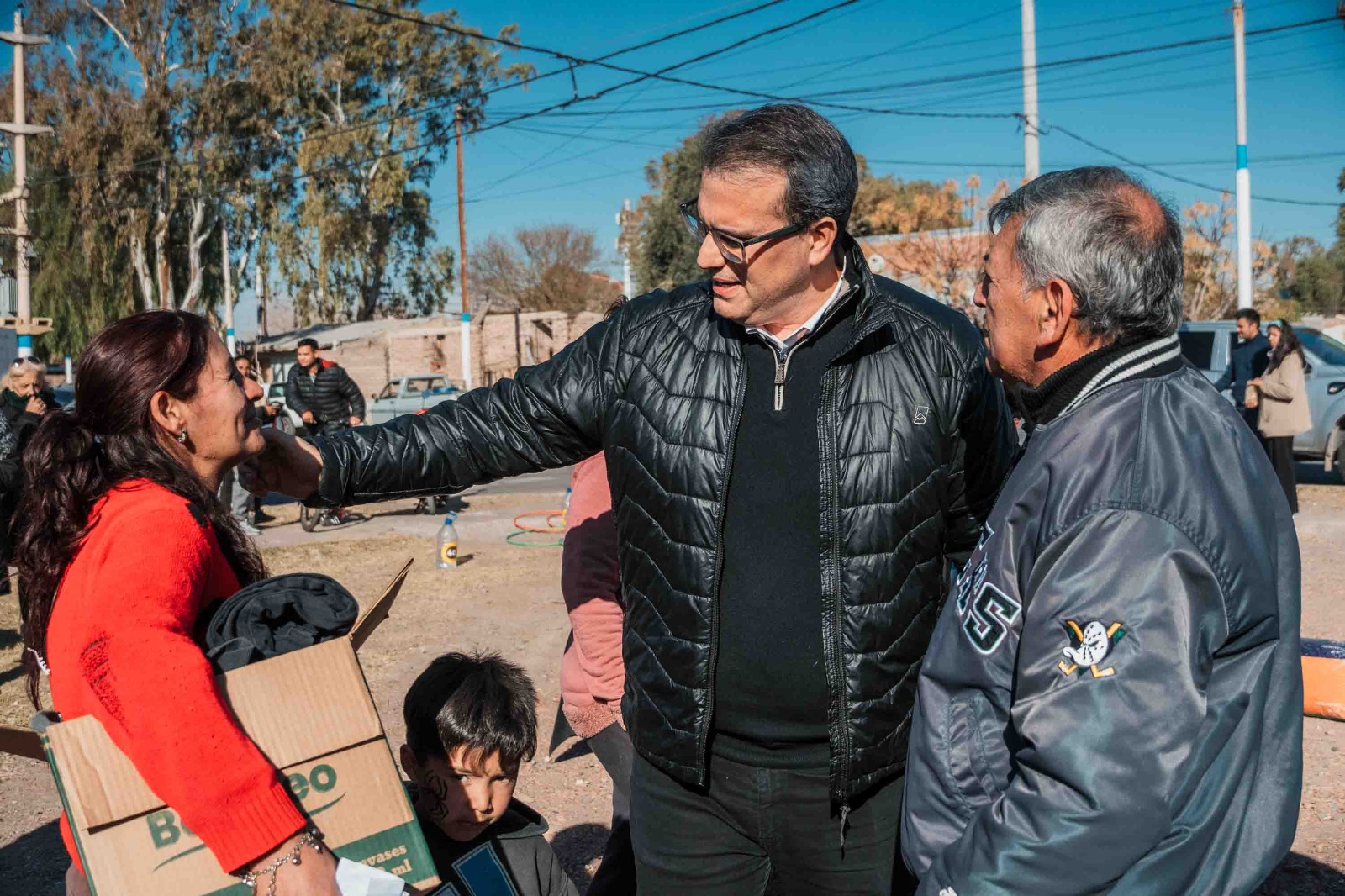 Rawson en Comunidad cerro otra exitosa jornada que se realizo en Villa Hipodromo y continua su recorrido por todos los barrios del departamento.
