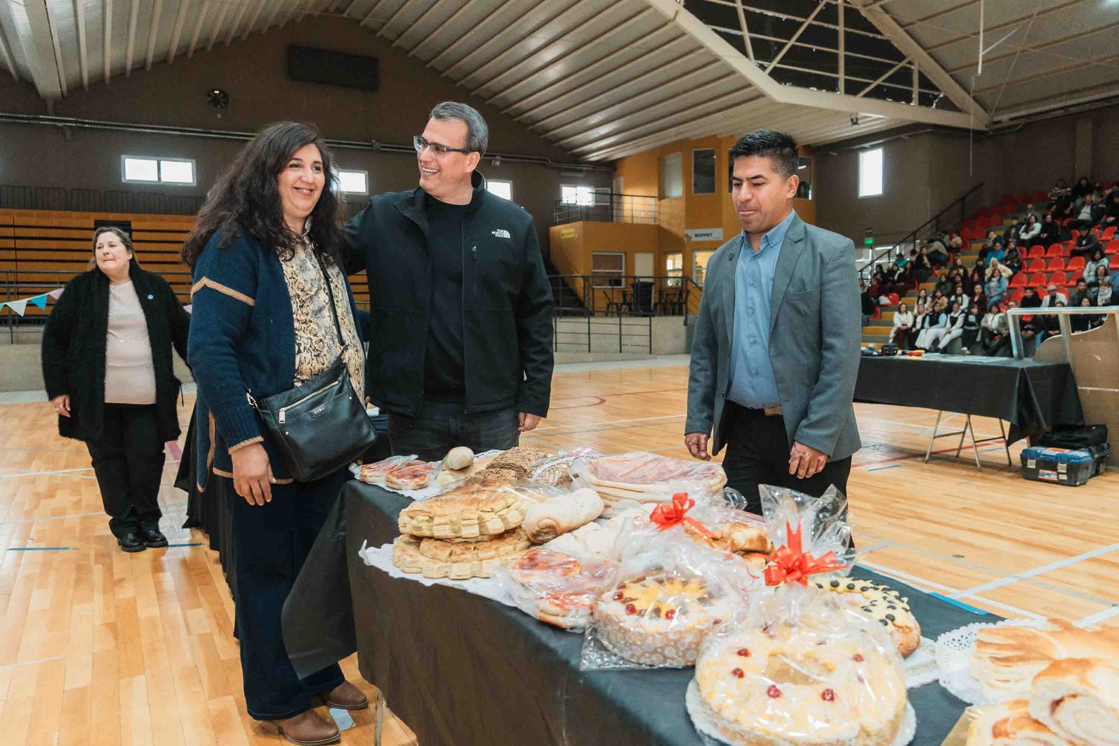 Más de 600 vecinos finalizaron los cursos de la Red de Oficios y fortalecen su camino hacia el empleo en Rawson
