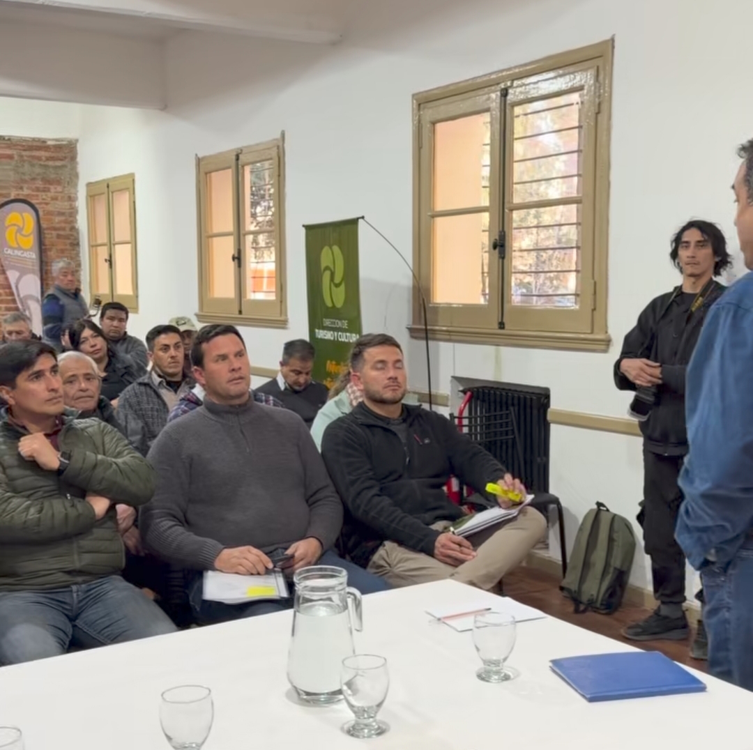 Calingasta impulsa el dialogo para fortalecer el sistema de riego y acompañar a los productores locales