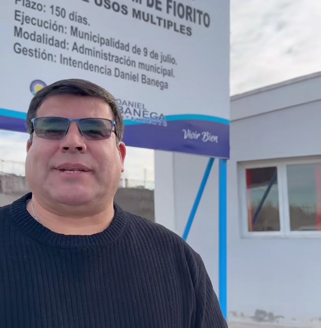 El intendente Daniel Banega recorrio la obra del nuevo Salón de Usos Múltiples de Fiorito, una infraestructura que continúa avanzando y que permitirá fortalecer las actividades que se desarrollan en ese distrito.