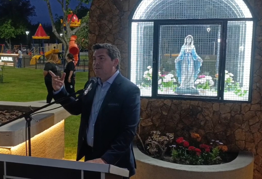 El gobernador de San Juan,Marcelo Orrego,visitó su departamento natal,Santa Lucía,donde durante el acto de inauguración de la renovación de la Plaza Del Milagro,recordó la transformación de todo el departamento que viene llevando a cabo su hermano Juan José Orrego como intendente