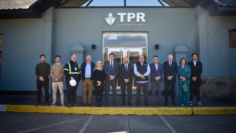 El ministro Fernández se reunió con funcionarios del Gobierno de Santa Fe en el marco de Business Forum 2026