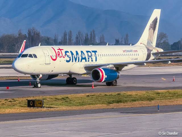 Tras gestiones del gobernador de San Juan,Marcelo Orrego,JetSMART empezará a operar en la provincia desde noviembre