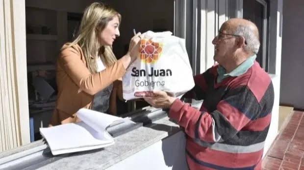 El Ministerio de Desarrollo Humano comienza la entrega de septiembre de alimentos para personas con diabetes