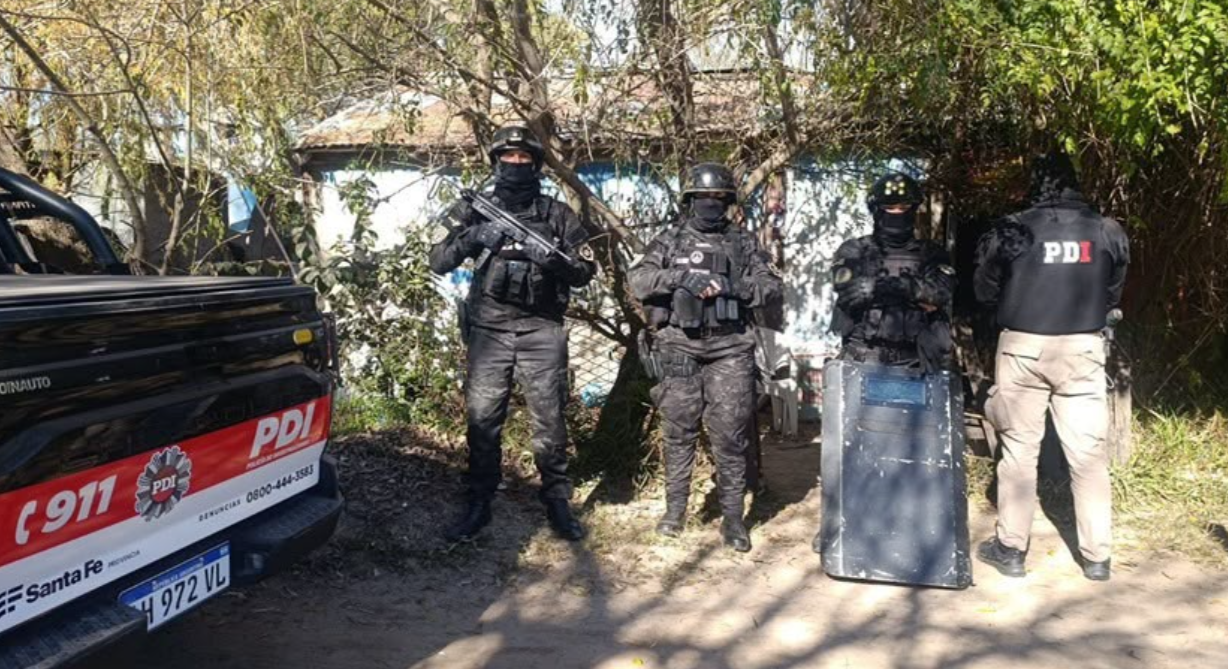 Ofensiva contra el narcomenudeo en Rincón: diez allanamientos simultáneos dejan seis detenidos y droga secuestrada