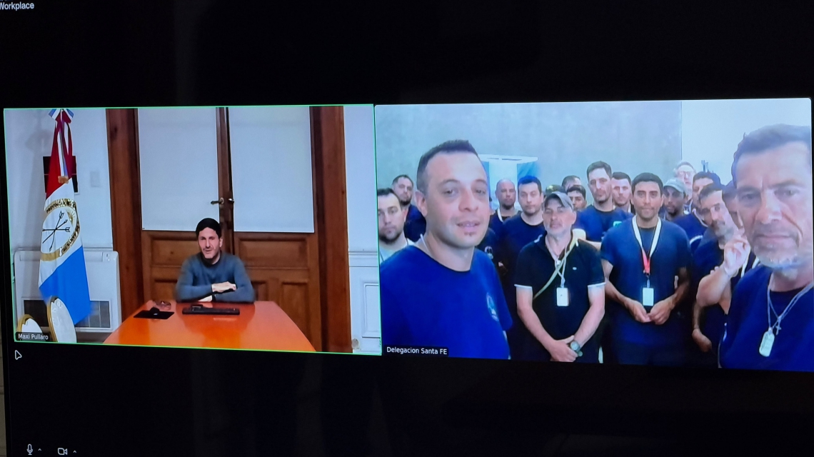 Orgullo santafesino: Pullaro felicitó a los bomberos que regresan de la misión humanitaria en Venezuela