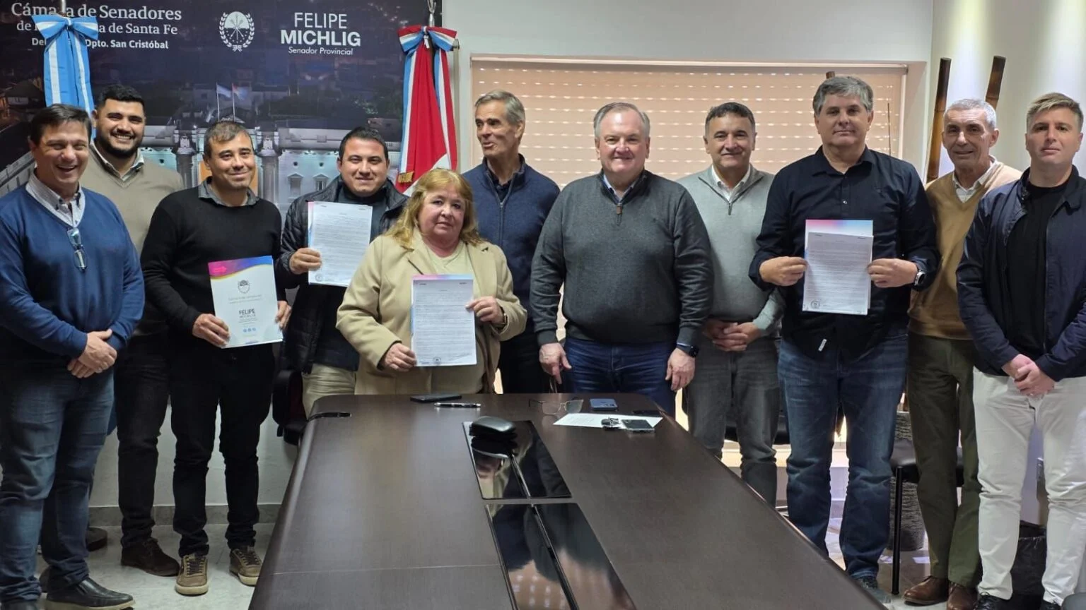 Firma de convenios para la ejecución de obras viales por más de 0 millones en el Dpto. San Cristóbal