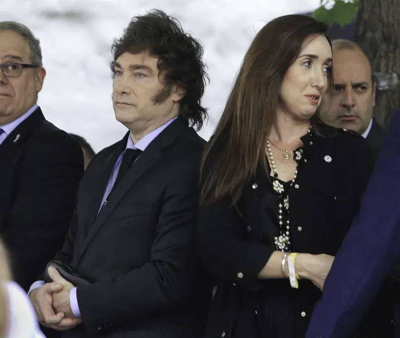 Crónica de un divorcio anunciado: el historial de traiciones, celos y disputas que dinamitó la fórmula Milei-Villarruel