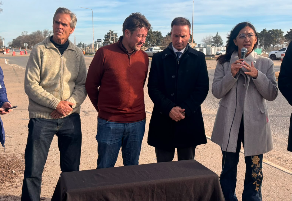 Infraestructura histórica en El Trébol: se puso en marcha la nueva rotonda y anunciaron una obra clave contra las inundaciones