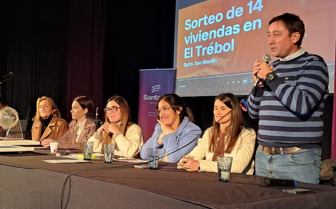 El Trébol: se sortearon 14 viviendas que habían sido paralizadas por Nación y reactivó la Provincia