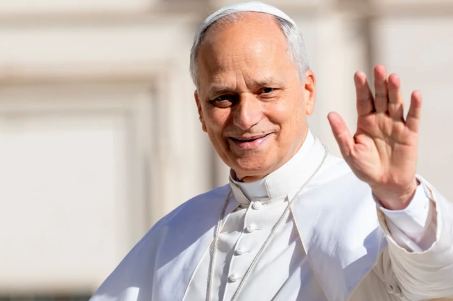 Pullaro invitó formalmente al papa León XIV a visitar la ciudad de Rosario