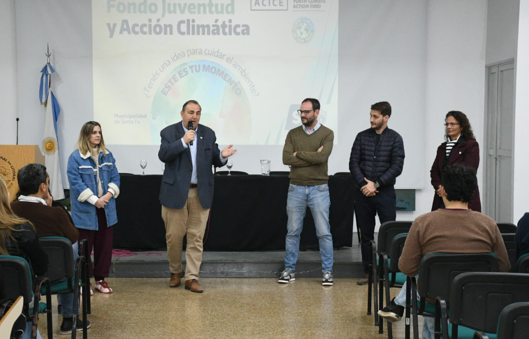 Santa Fe busca ideas jóvenes: Poletti presentó el Fondo de Acción Climática en la FADU
