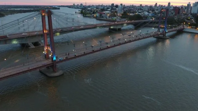 El Puente Colgante recuperará su esplendor: lanzan una histórica obra de iluminación y multan a una empresa de basura