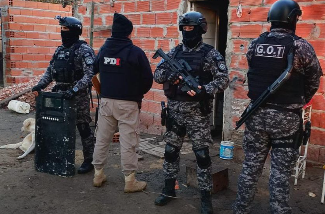 Santa Fe: Seis detenidos tras múltiples allanamientos por balaceras en barrio Loyola