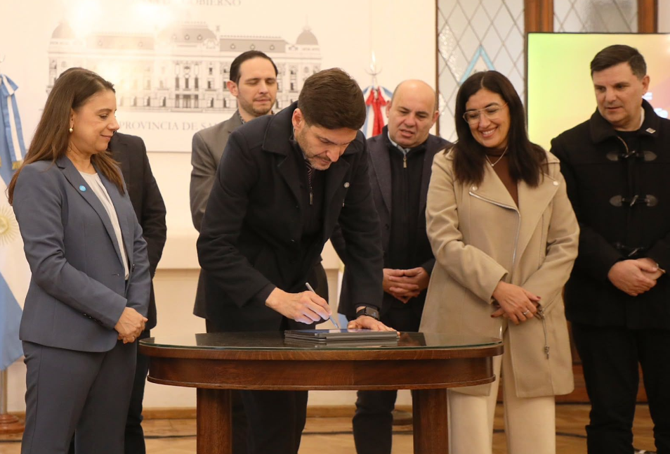 Unicef renovó su alianza estratégica con Santa Fe y elogió los avances en políticas de infancia