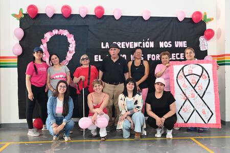 Octubre Rosa: Tolhuin compartió una jornada de concientización, prevención y acompañamiento
