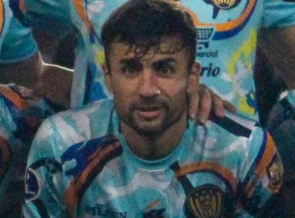 Jugador argentino de equipo de futbol paraguayo atropelló a motociclista de San Antonio de Obligado cuando intentó adelantarse al semáforo rojo en Las Toscas.