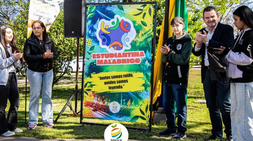 “Juntos somos ruido, Unidos somos leyenda”, el pueblo de Malabrigo vive su estudiantina 2026, como una gran fiesta.