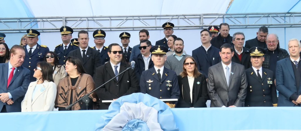 “Cuando trabajamos unidos, no hay meta inalcanzable, sigamos construyendo juntos la ciudad justa, solidaria, inclusiva que soñamos”, Expreso Enri Vallejos.