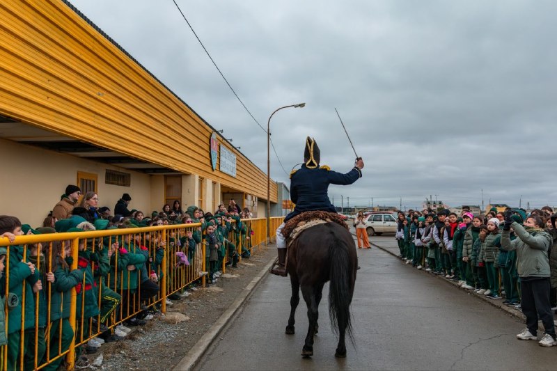 EL MUNICIPIO ACERCÓ LA HISTORIA DEL GENERAL SAN MARTÍN A ESTUDIANTES RIOGRANDENSES