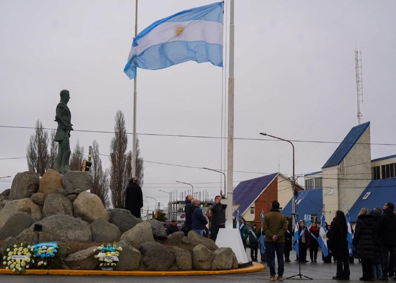 RÍO GRANDE CONMEMORÓ EL 176° ANIVERSARIO DEL PASO A LA INMORTALIDAD DEL GENERAL SAN MARTÍN
