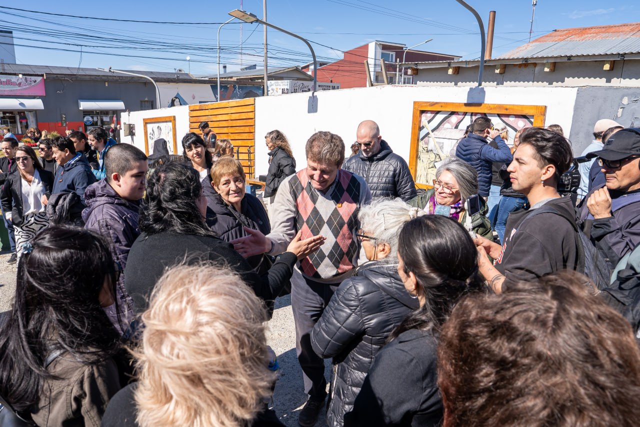 “TOLHUIN VA A SEGUIR CRECIENDO Y DESDE EL GOBIERNO DE LA PROVINCIA VAMOS A SEGUIR ACOMPAÑANDO A SU GENTE”